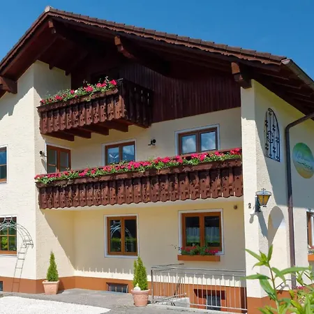 Emanuel Апартаменты